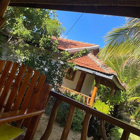 Prime Surfers Bungalow 아루감 베이 외부 사진