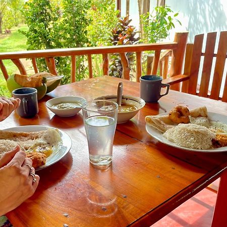 Prime Surfers Bungalow 아루감 베이 외부 사진