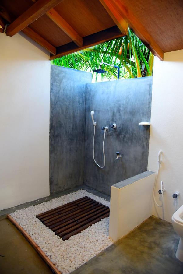 Prime Surfers Bungalow 아루감 베이 외부 사진