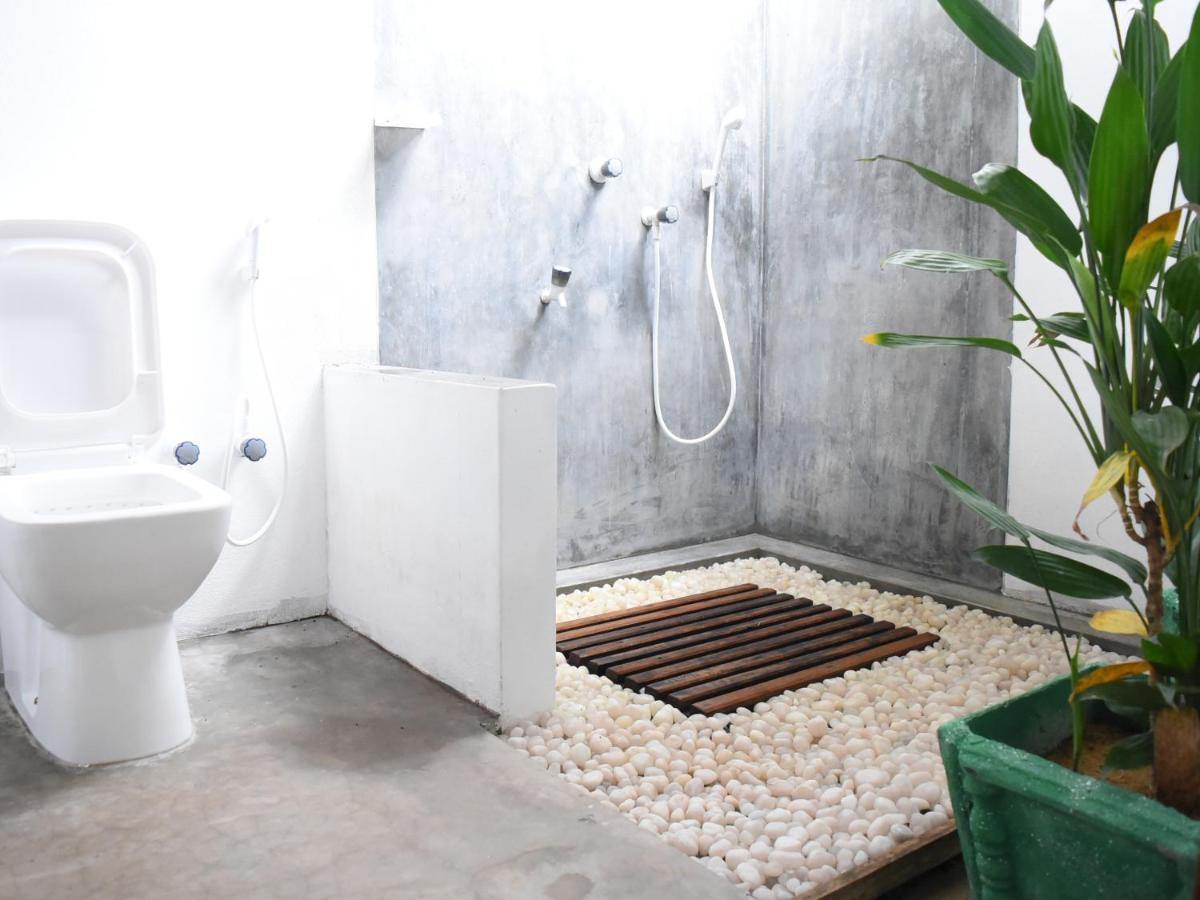 Prime Surfers Bungalow 아루감 베이 외부 사진