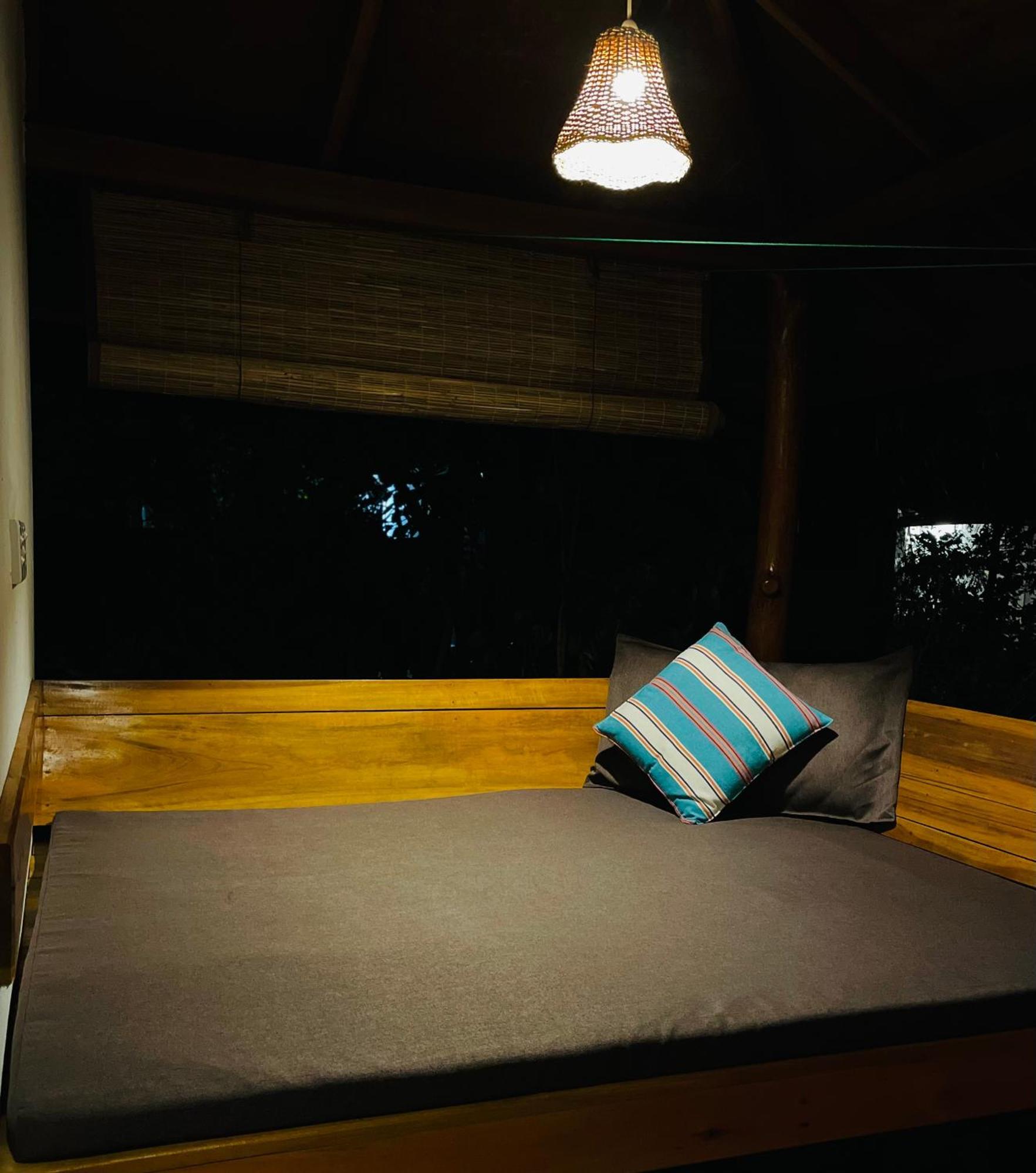 Prime Surfers Bungalow 아루감 베이 외부 사진